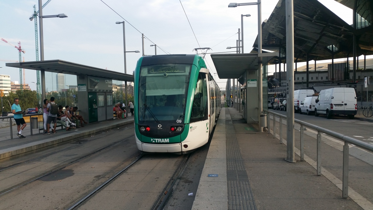 Барселона, Alstom Citadis 302 № 09