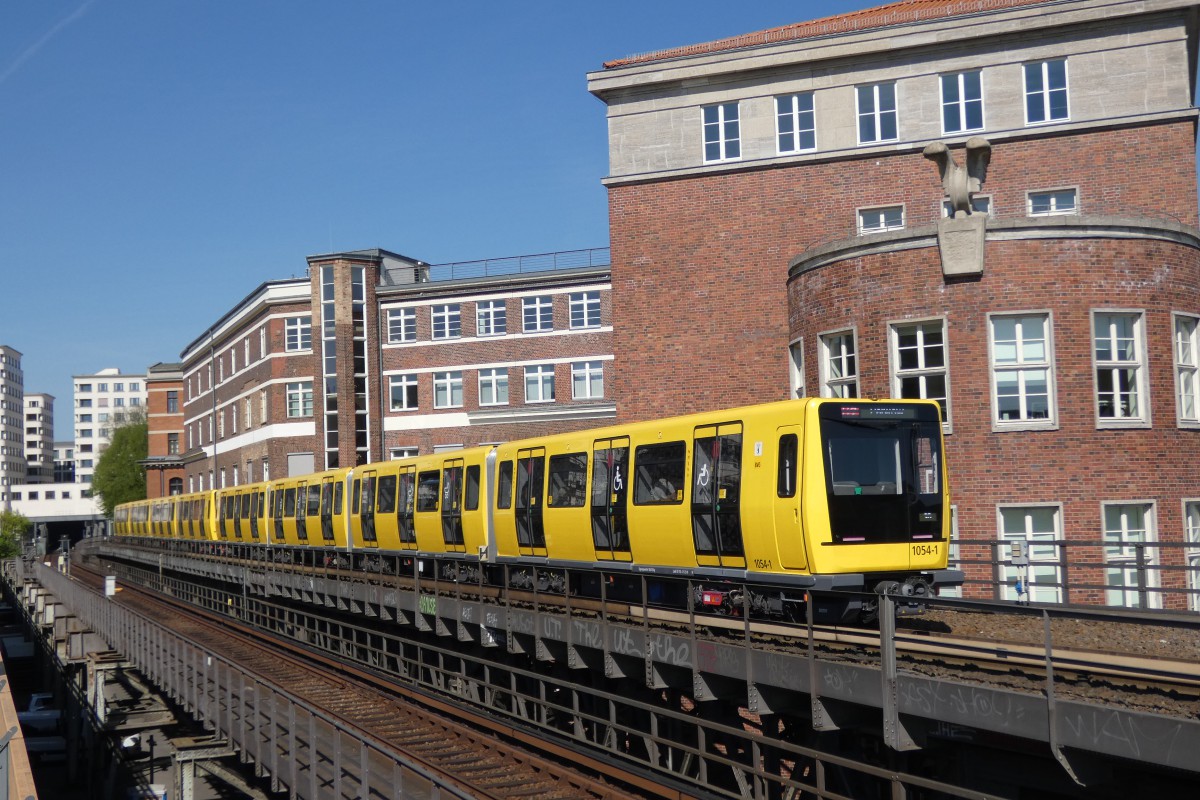 Берлин, BVG IK18 № 1054-1