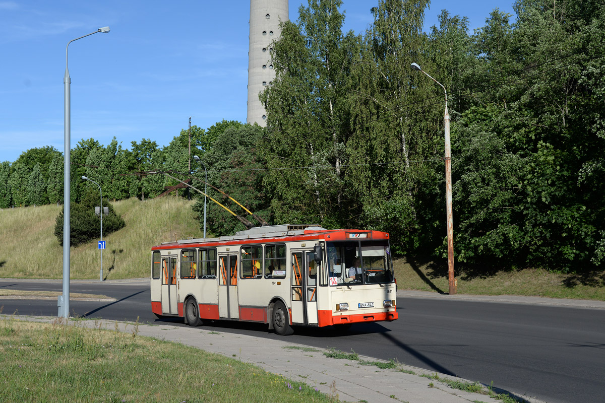 Вильнюс, Škoda 14Tr13/6 № 1641