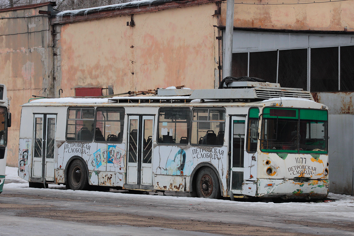 Пенза, ВЗТМ-5284 № 1077