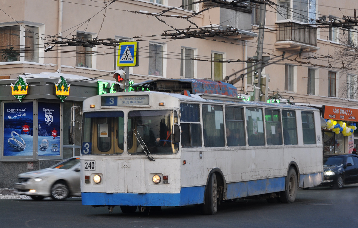 Омск, АКСМ 101А № 240