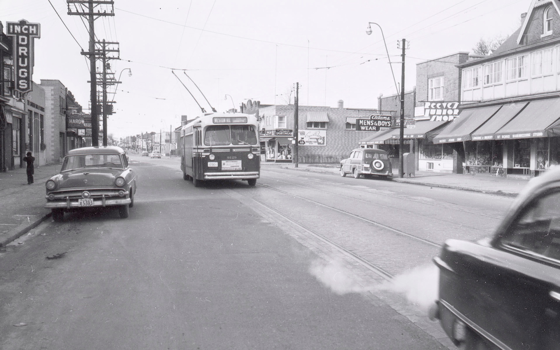 Торонто, Marmon-Herrington TC48 № 9129