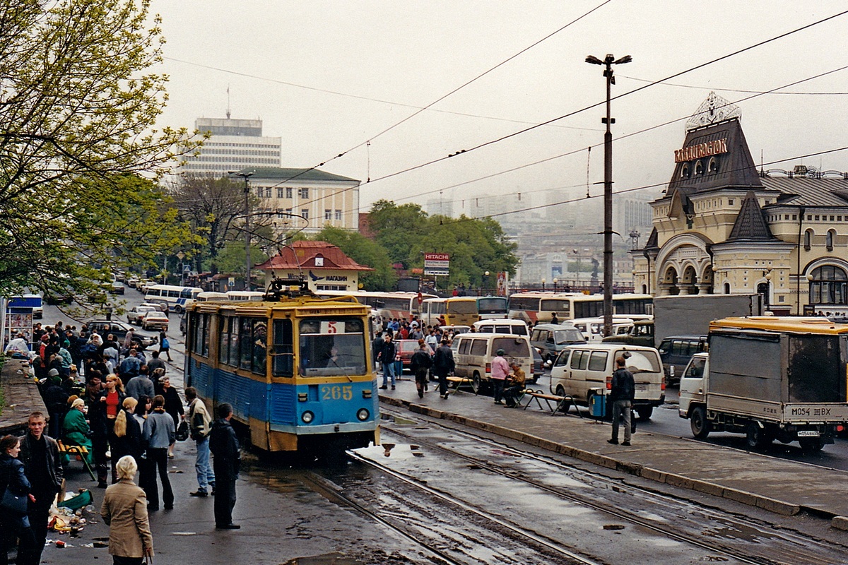 Vladivostok, 71-605 (KTM-5M3) Br. 265 Vladivostok, 71-605 (KTM-5M3) Br. 265