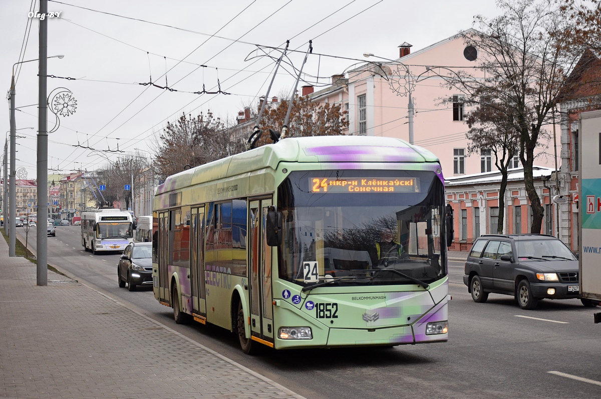 Гомель, БКМ 32100D № 1852