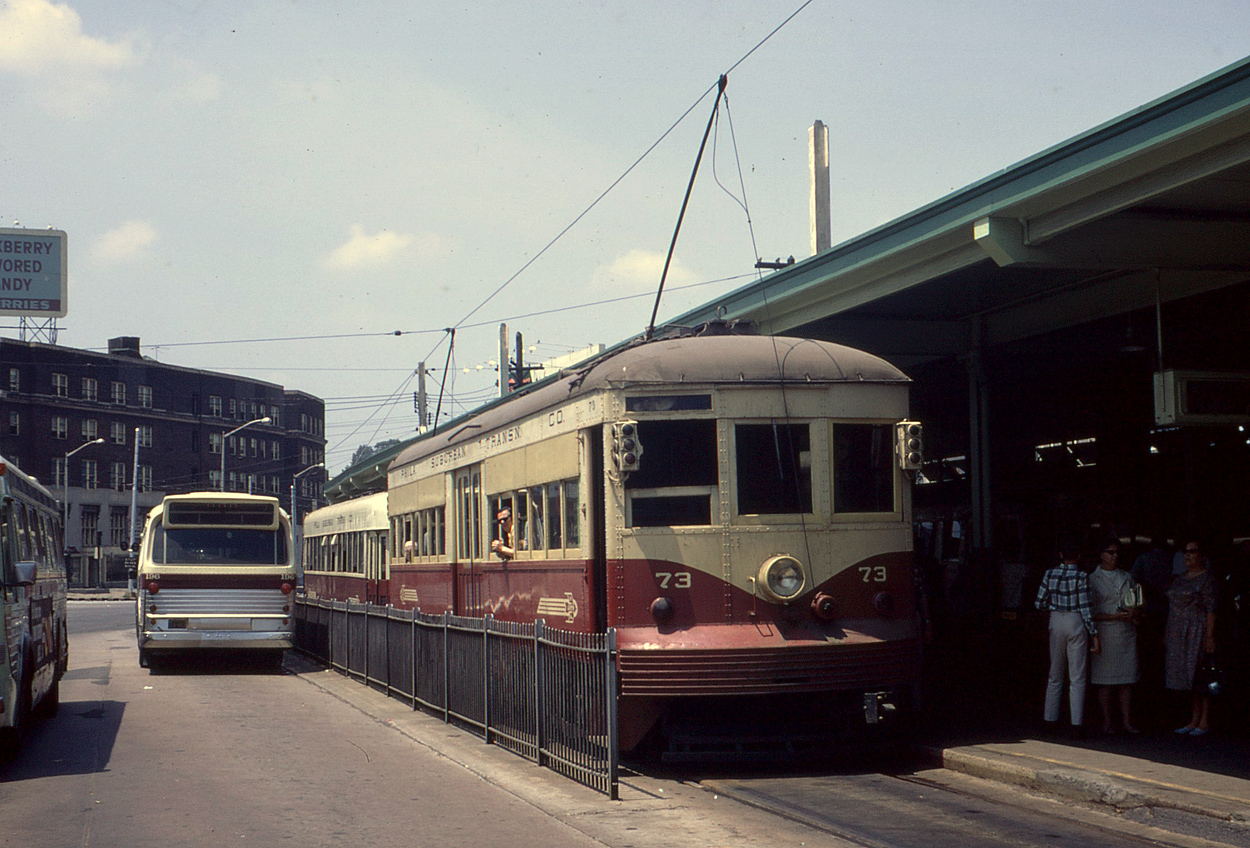 Филадельфия, Четырёхосный моторный Brill № 73