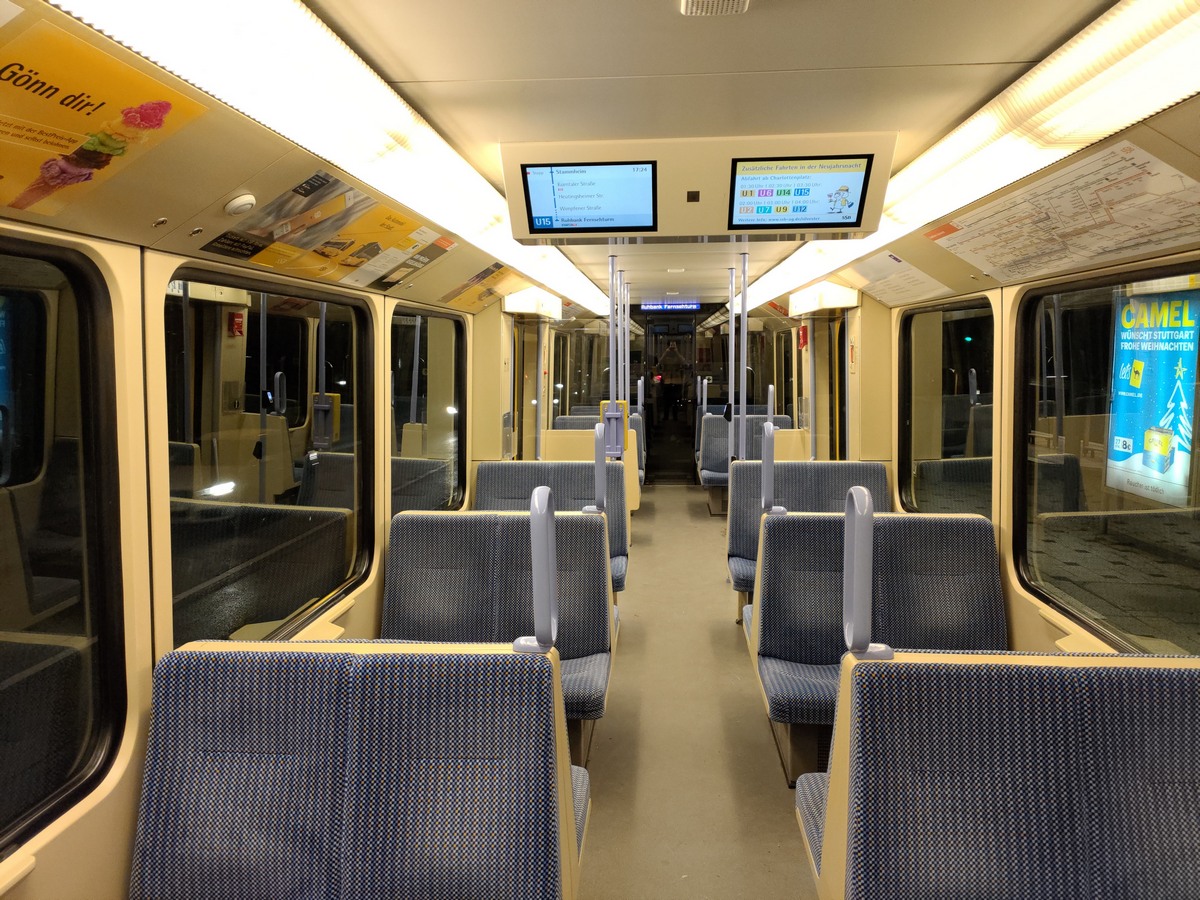 Штутгарт, Duewag DT8.S № 4117 Штутгарт, Duewag DT8.S № 4117