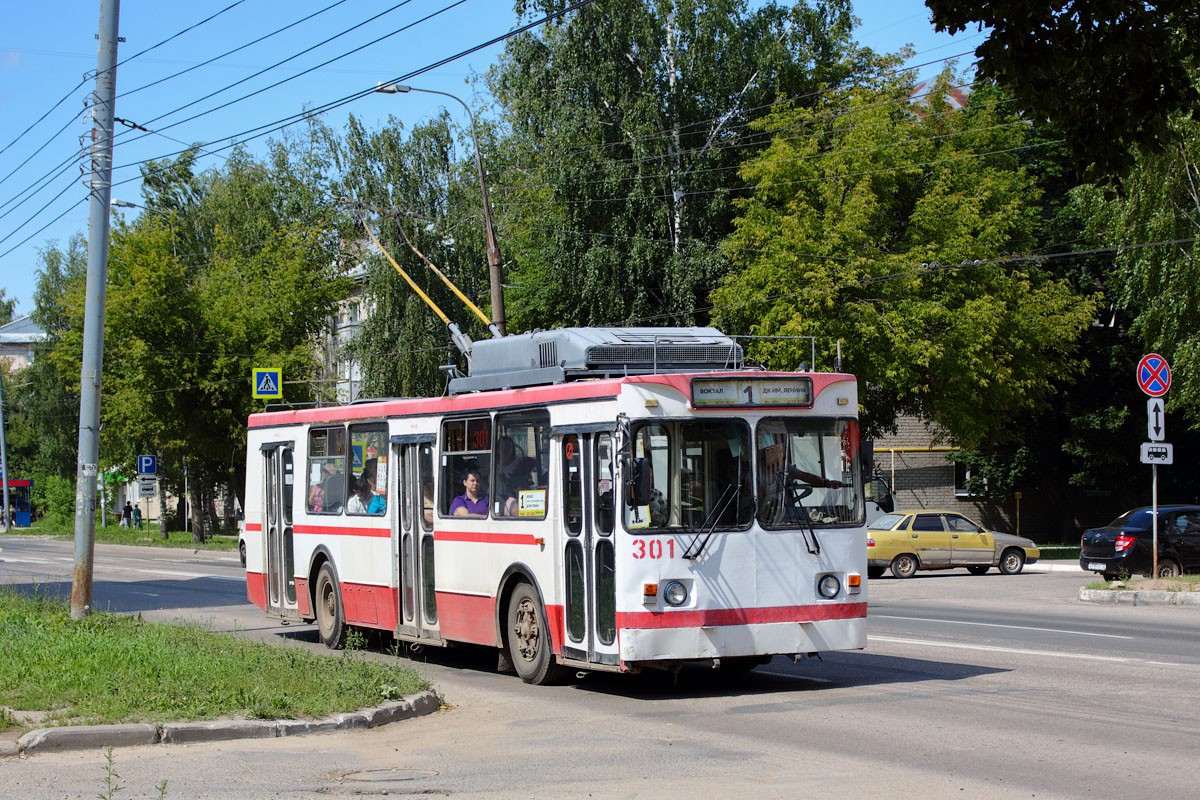 Йошкар-Ола, ЗиУ-682ГМ1 (с широкой передней дверью) № 301