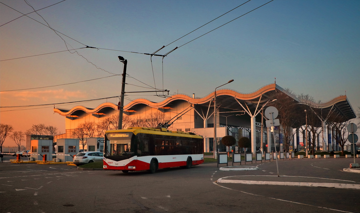Одесса, БКМ 321 № 0007