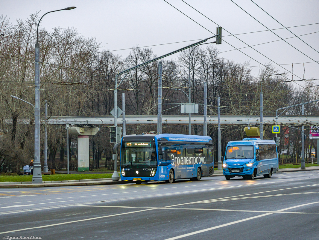 Москва, КАМАЗ-6282 № 430208