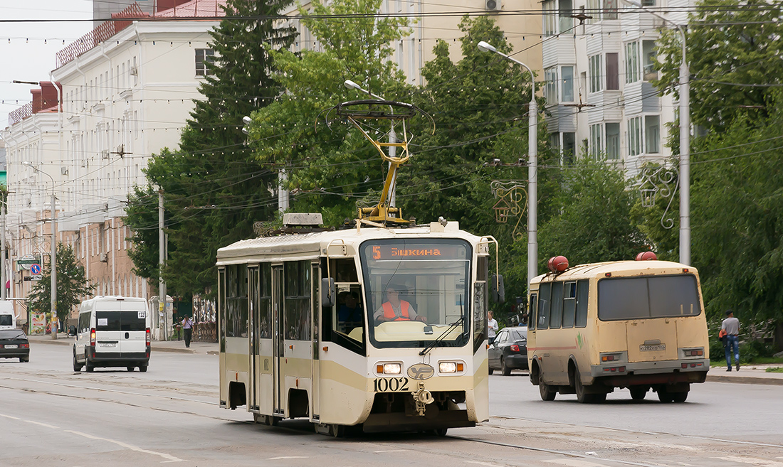 Уфа, 71-619А № 1002