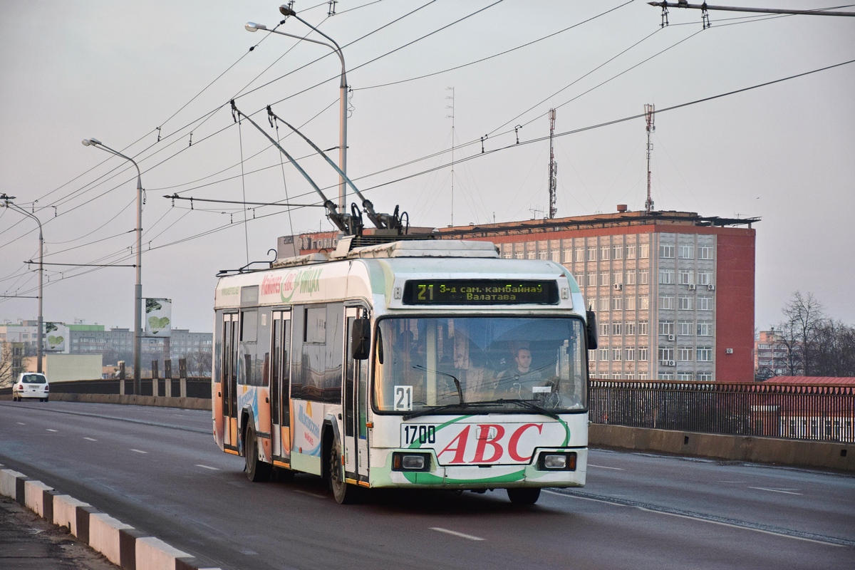 Гомель, БКМ 32102 № 1700