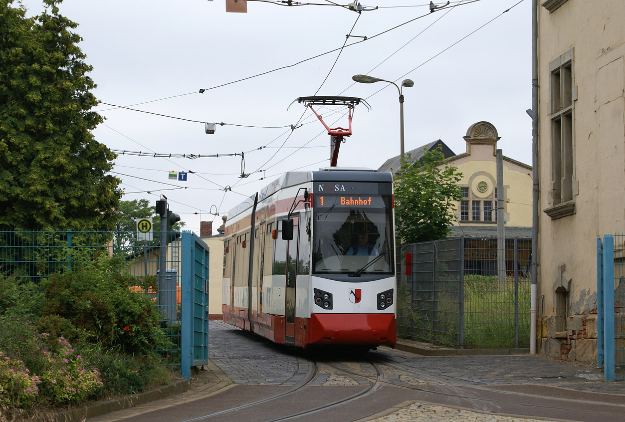 Хальберштадт, Leoliner Fahrzeug-Bau Leipzig NGTW6H № 1