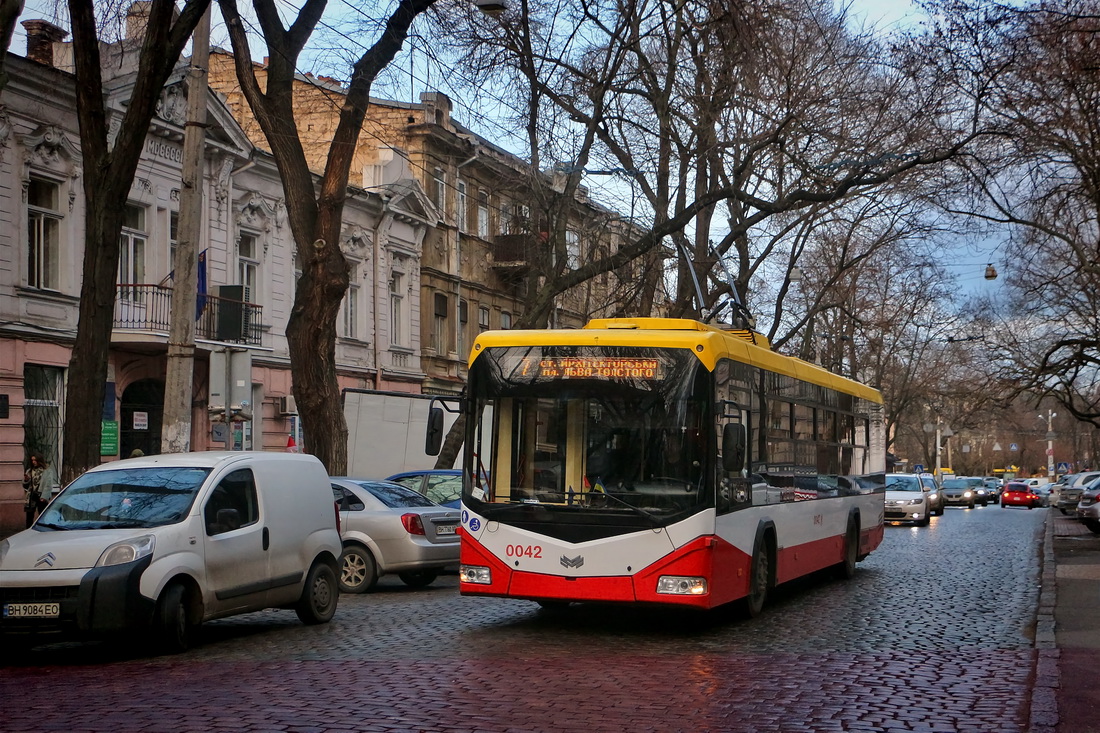 Одесса, БКМ 321 № 0042