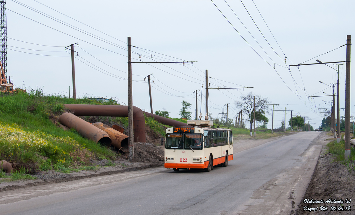 Krivij Rih, ZiU-682P — 023