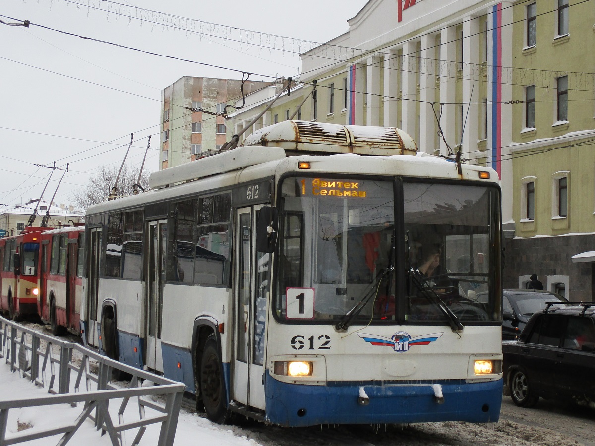 Kirov, BTZ-52768A č. 612 Kirov, BTZ-52768A č. 612