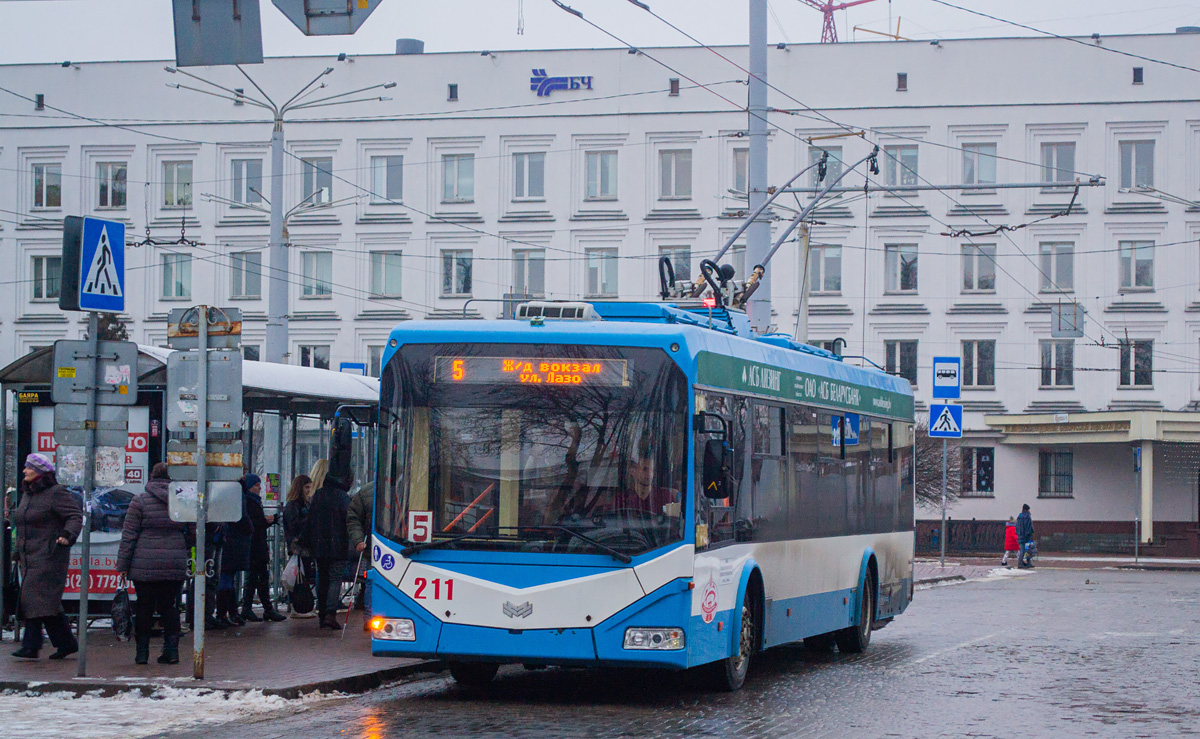 Витебск, БКМ 321 № 211