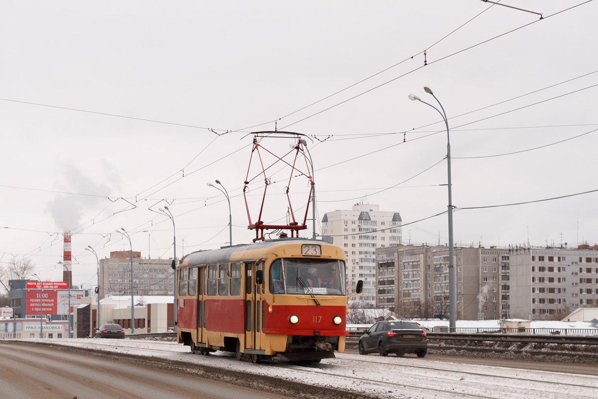 Yekaterinburg, Tatra T3SU (2-door) č. 117