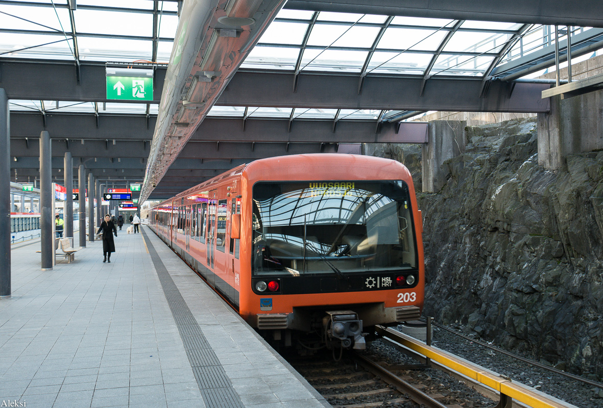 Хельсинки — Эспоо, Bombardier M200 № 203