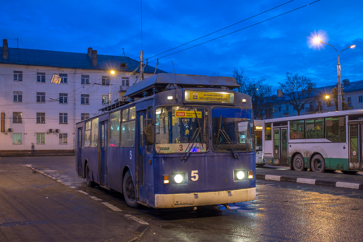Великий Новгород, ЗиУ-682 КР Иваново № 5