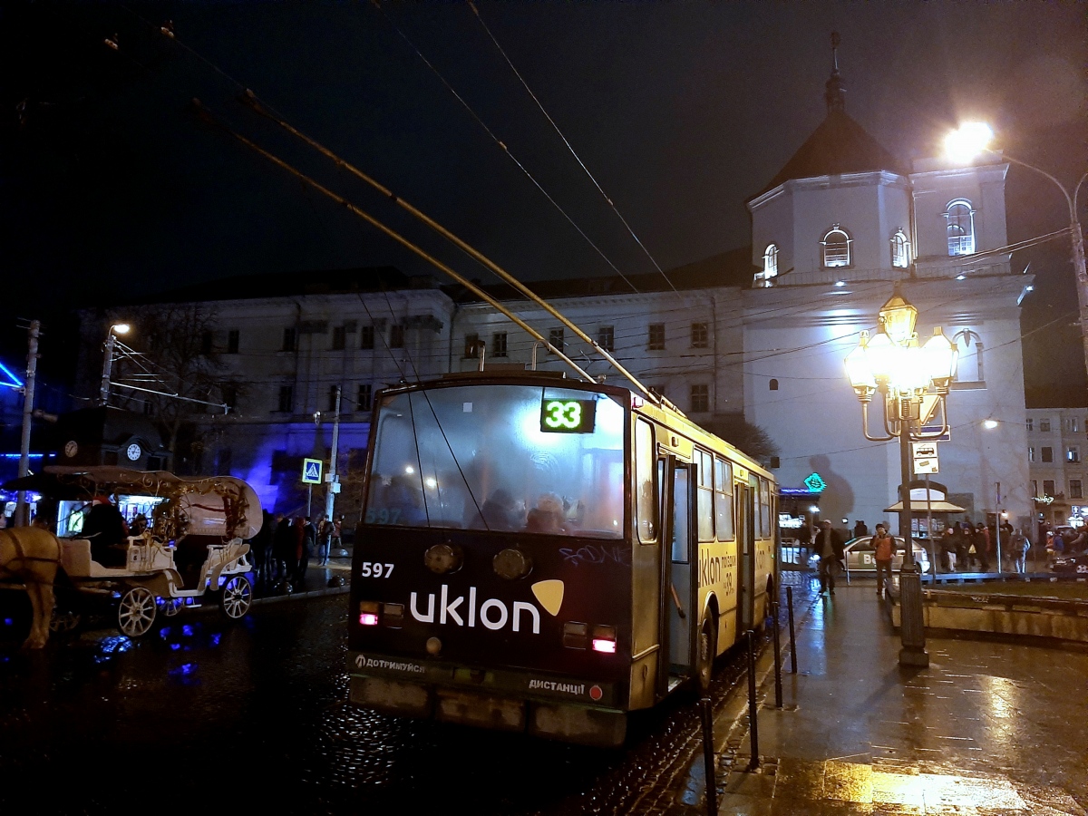 Львов, Škoda 14TrM № 597