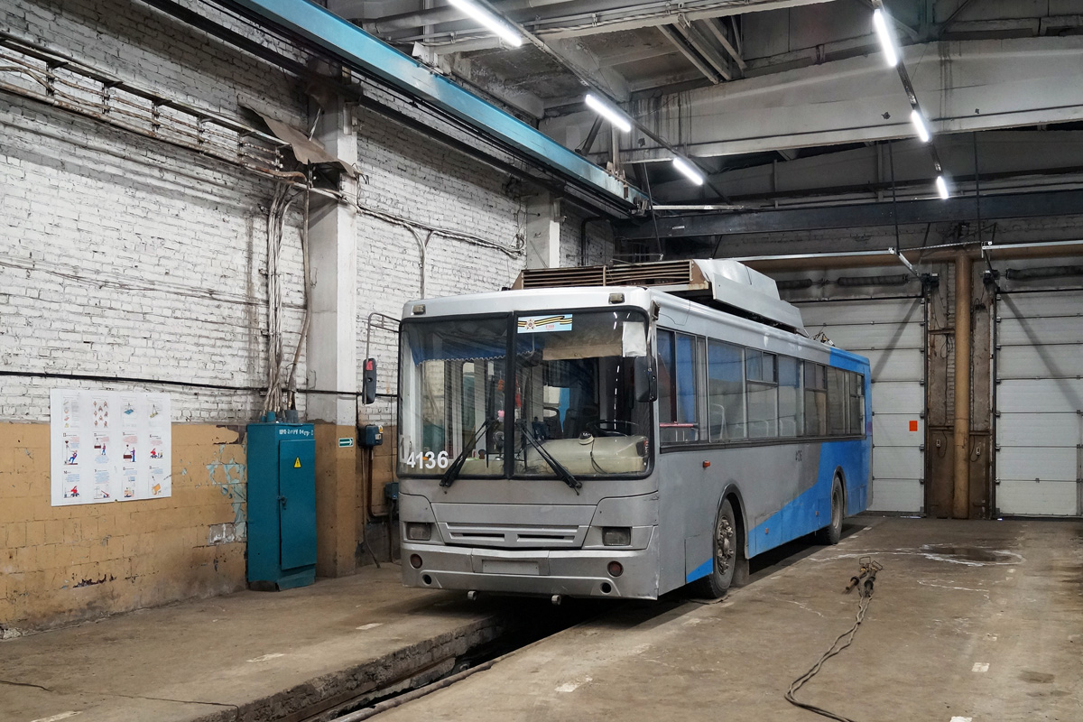 Барнаул, СТ-6217М № 4136