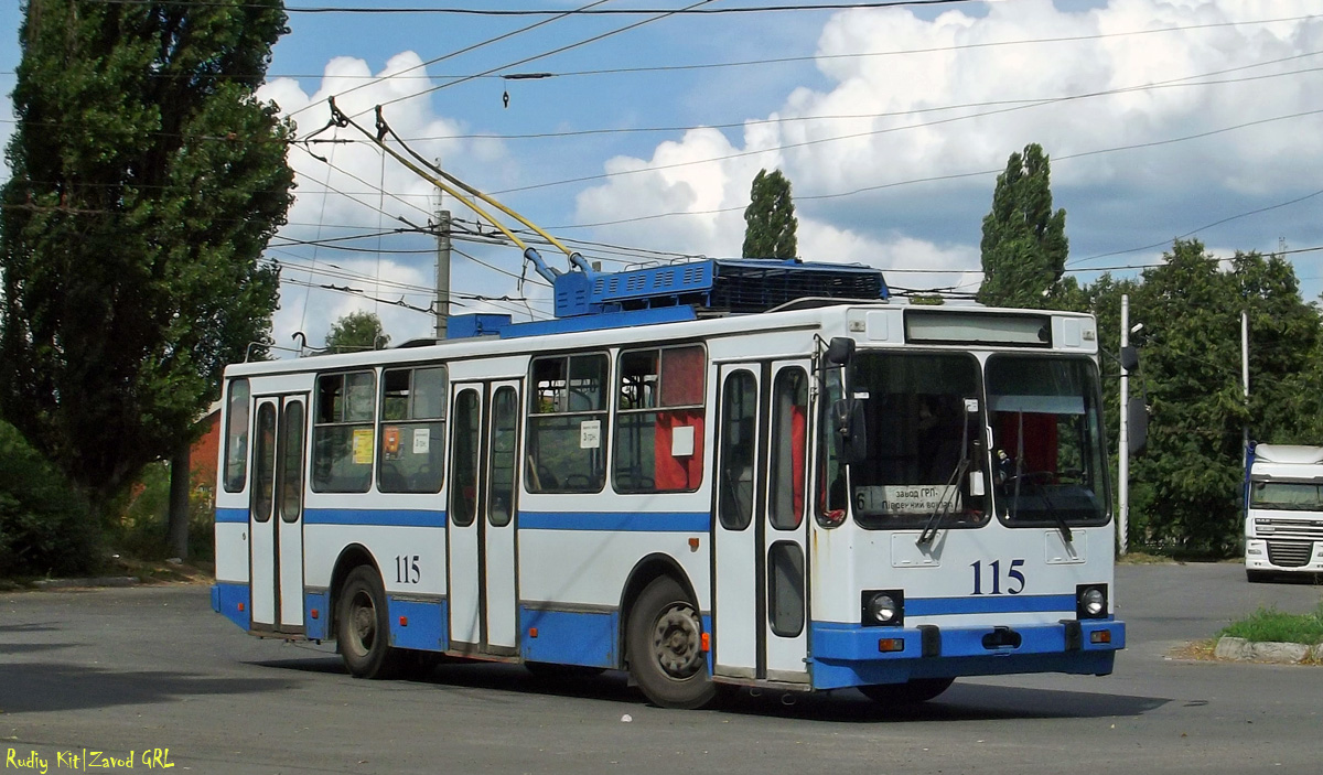 Полтава, ЮМЗ Т2 № 115
