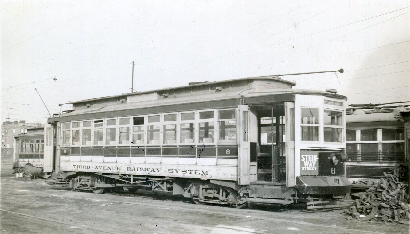 Nowy Jork, Brill 4-axle motor car Nr 8