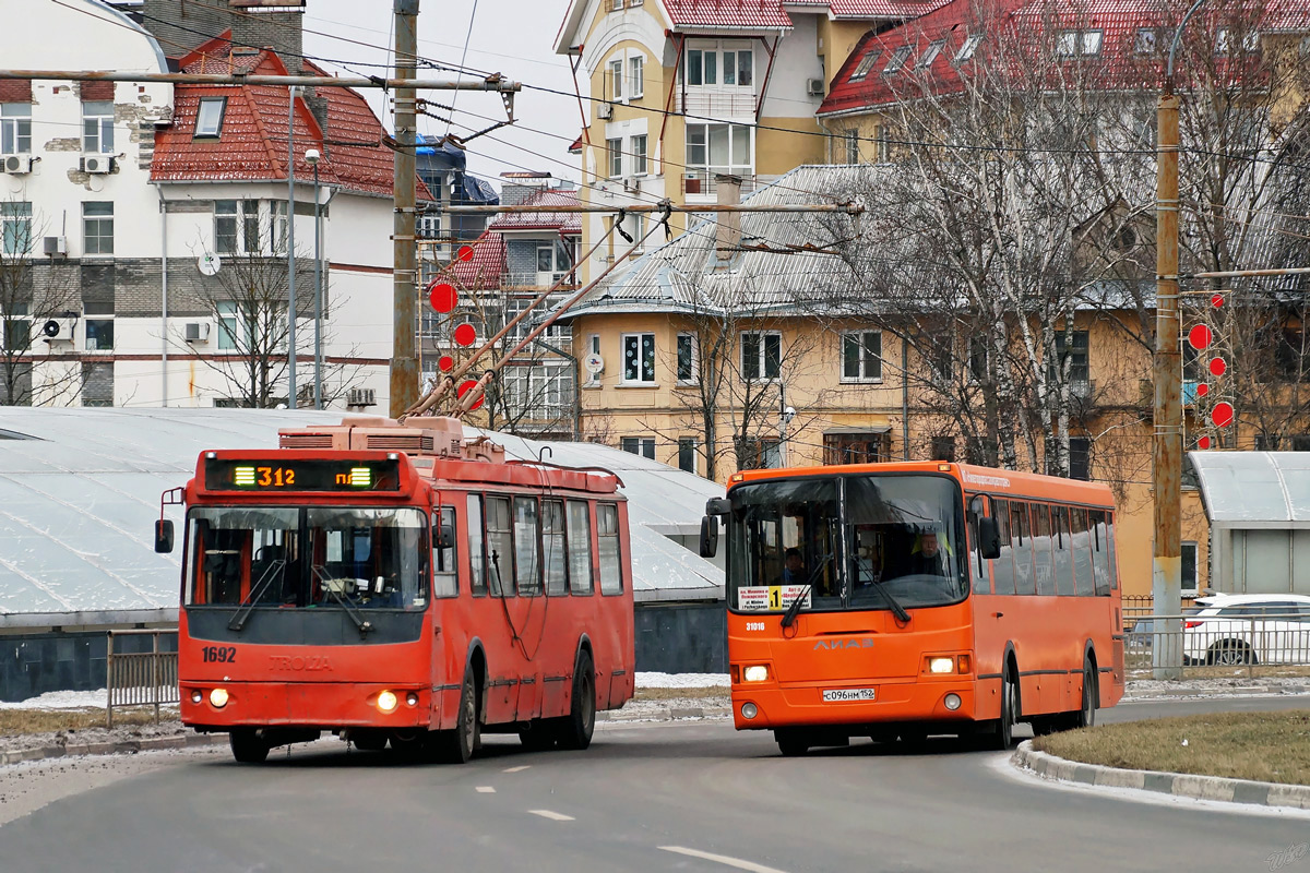 Нижний Новгород, ЗиУ-682Г-016.03 № 1692