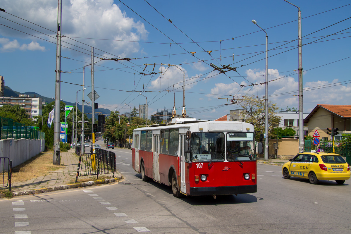 Враца, ЗиУ-682В1УБ № 107