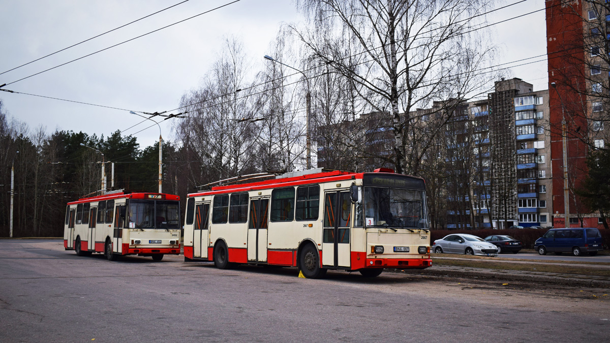 Вильнюс, Škoda 14Tr02/6 № 2452; Вильнюс, Škoda 14Tr17/6M № 2667