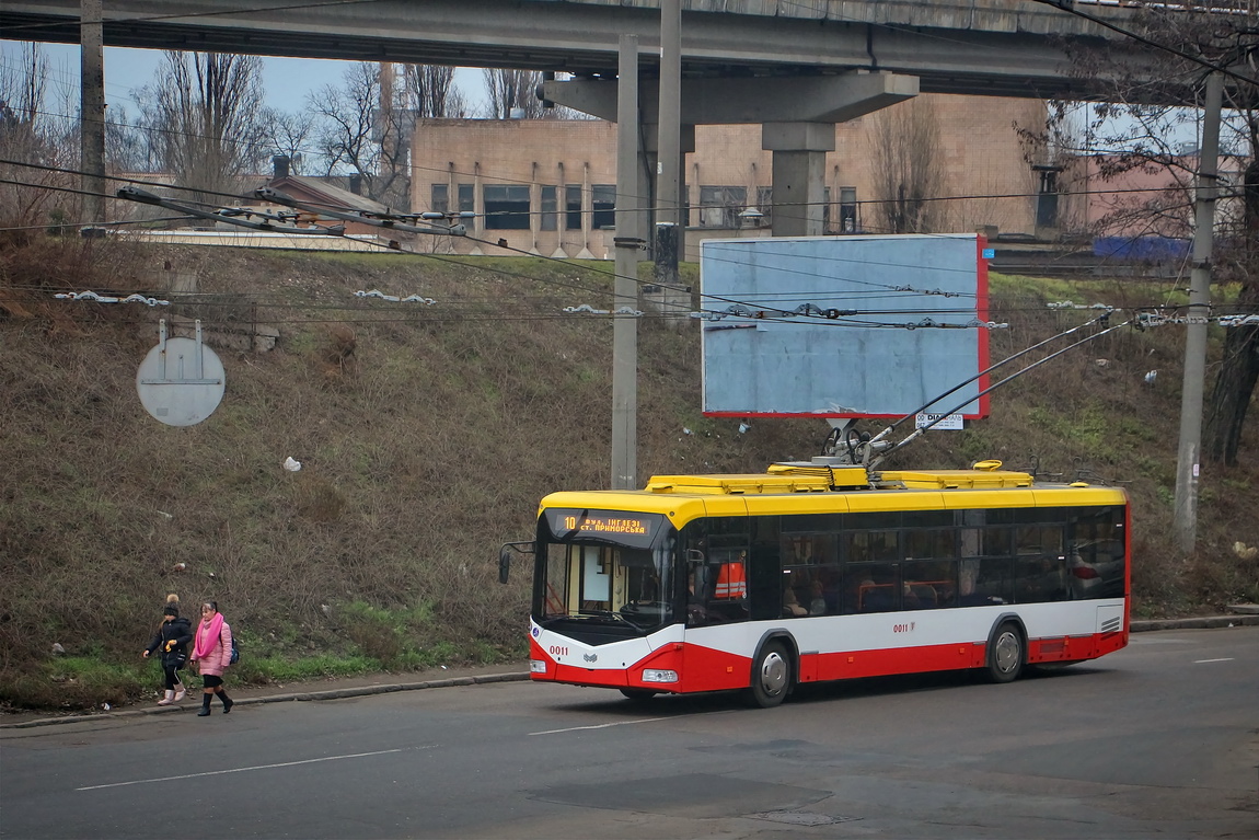 Одесса, БКМ 321 № 0011