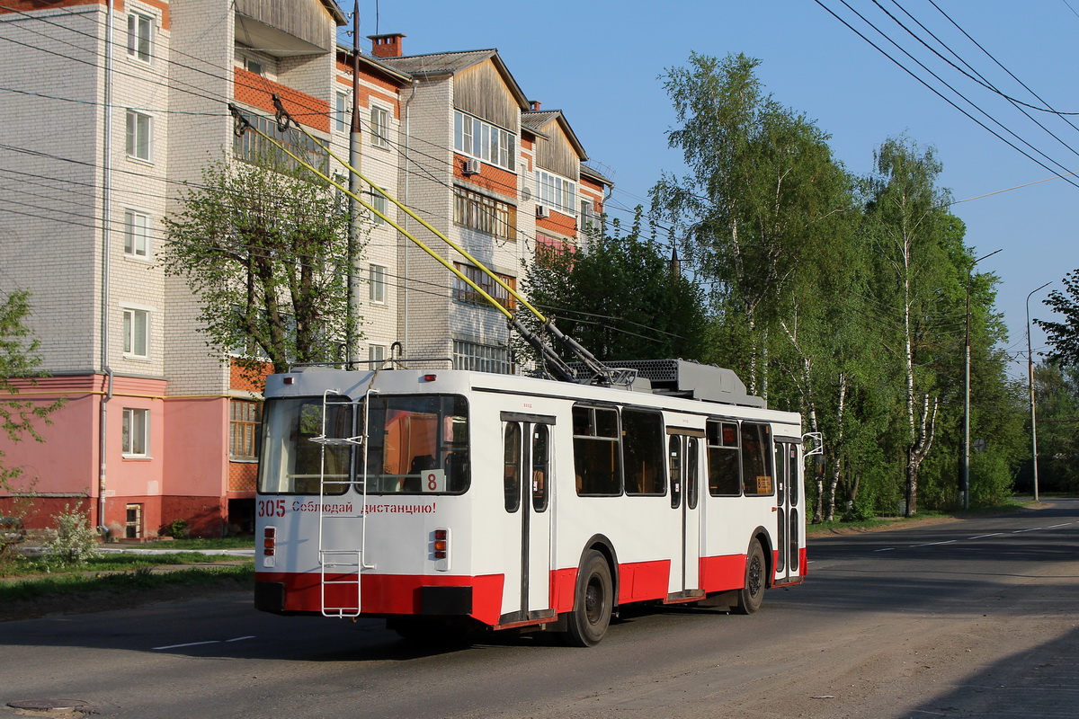 Йошкар-Ола, ЗиУ-682ГМ1 (с широкой передней дверью) № 305 Йошкар-Ола, ЗиУ-682ГМ1 (с широкой передней дверью) № 305