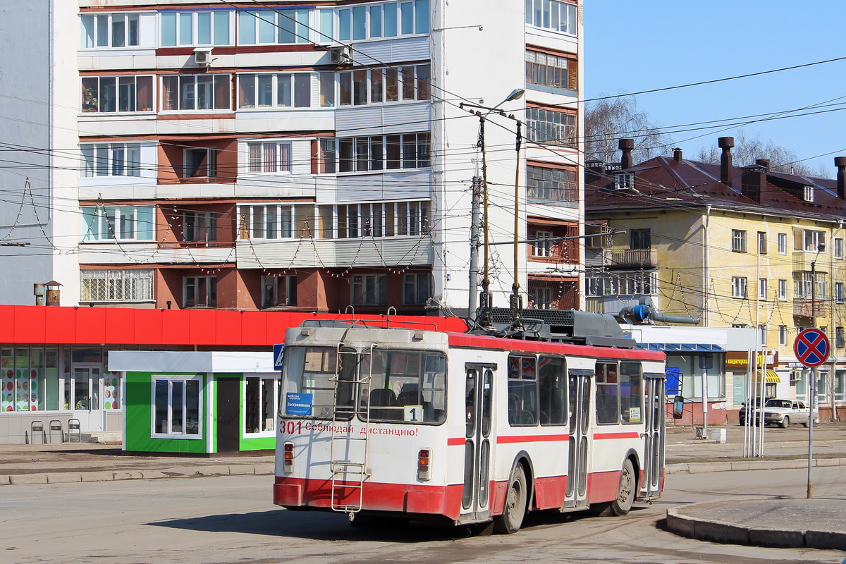 Йошкар-Ола, ЗиУ-682ГМ1 (с широкой передней дверью) № 301