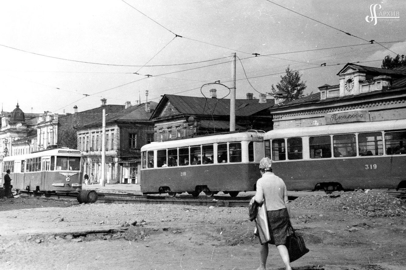 Пермь, КТМ-2 № 219; Пермь, КТП-2 № 319; Пермь — Старые фотографии