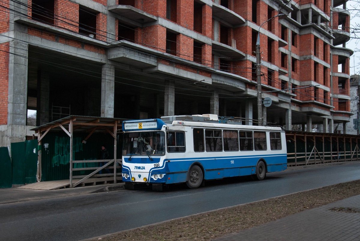 Владимир, ЗиУ-682Г-016.04 № 198