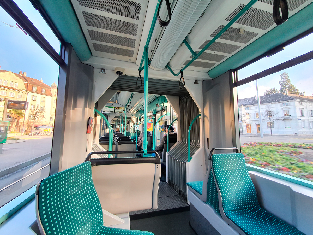 Базель, Siemens Combino № 301