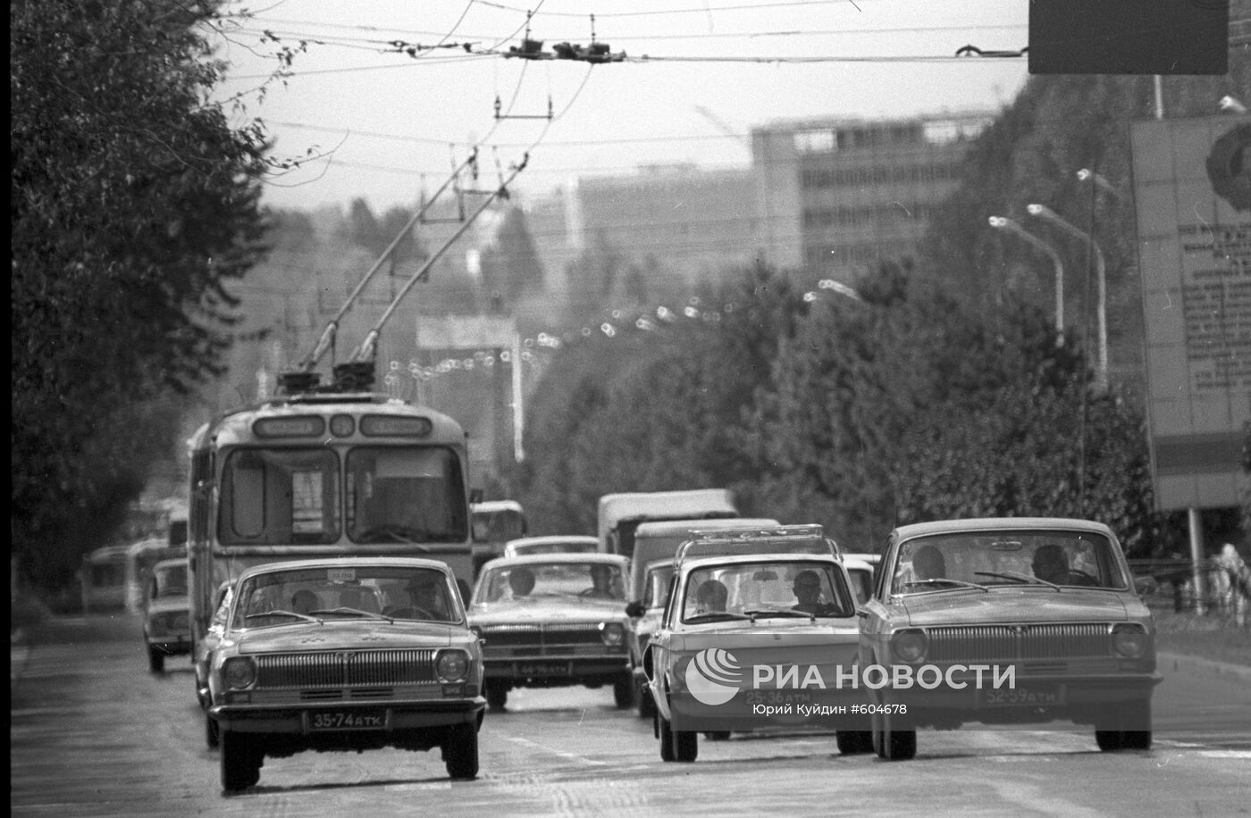 Алматы — Старые фотографии; Алматы — Троллейбусные линии