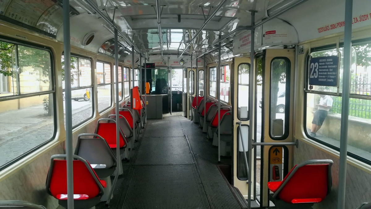 Прага, Tatra T3M № 8085