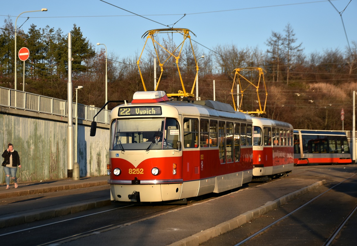 Прага, Tatra T3R.PLF № 8252