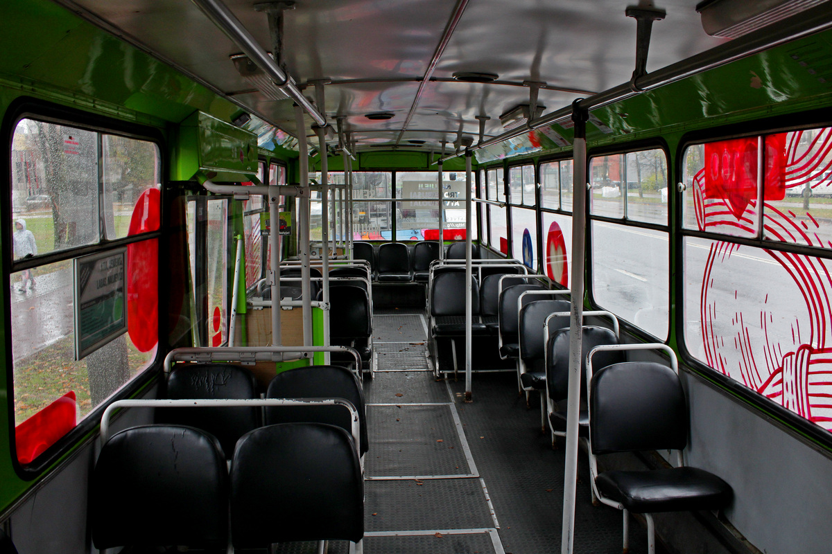 Каунас, Škoda 14Tr89/6 № 310