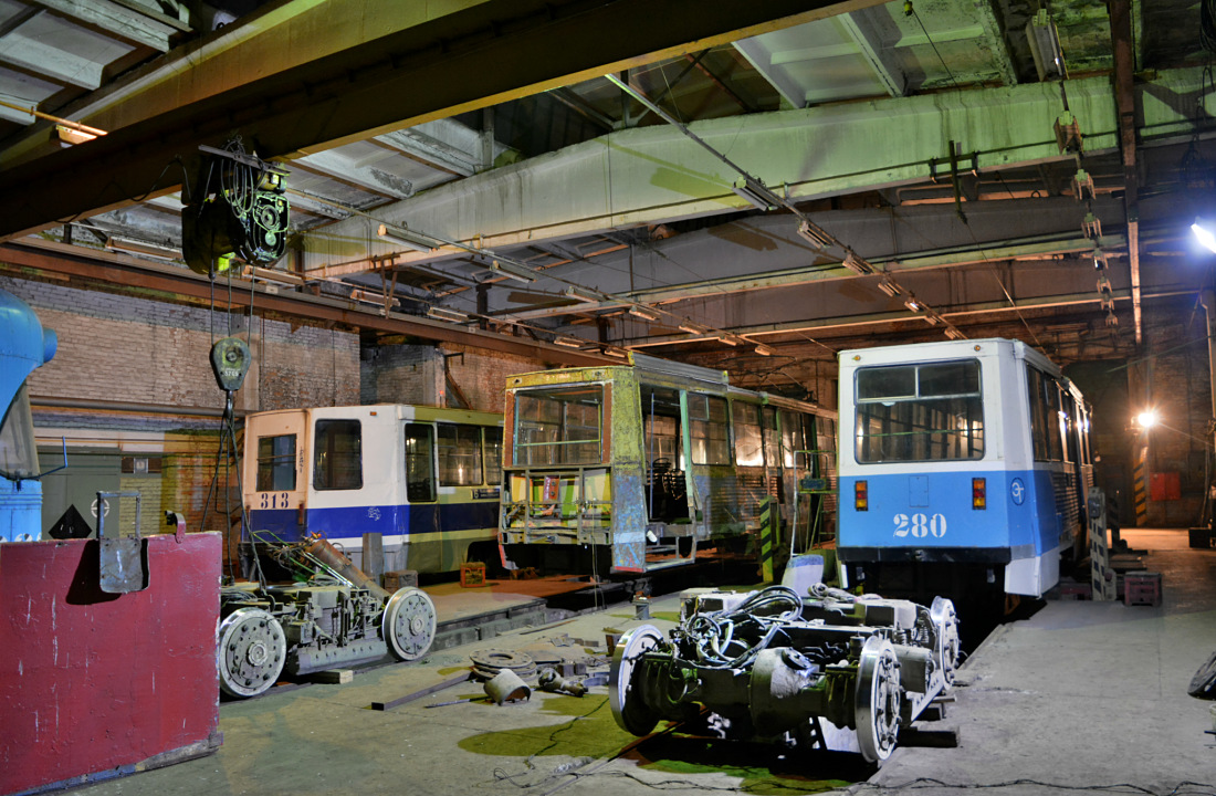 Владивосток, 71-605 (КТМ-5М3) № 295; Владивосток, 71-605А № 280; Владивосток — Разные фотографии Владивосток, 71-605 (КТМ-5М3) № 295; Владивосток, 71-605А № 280; Владивосток — Разные фотографии