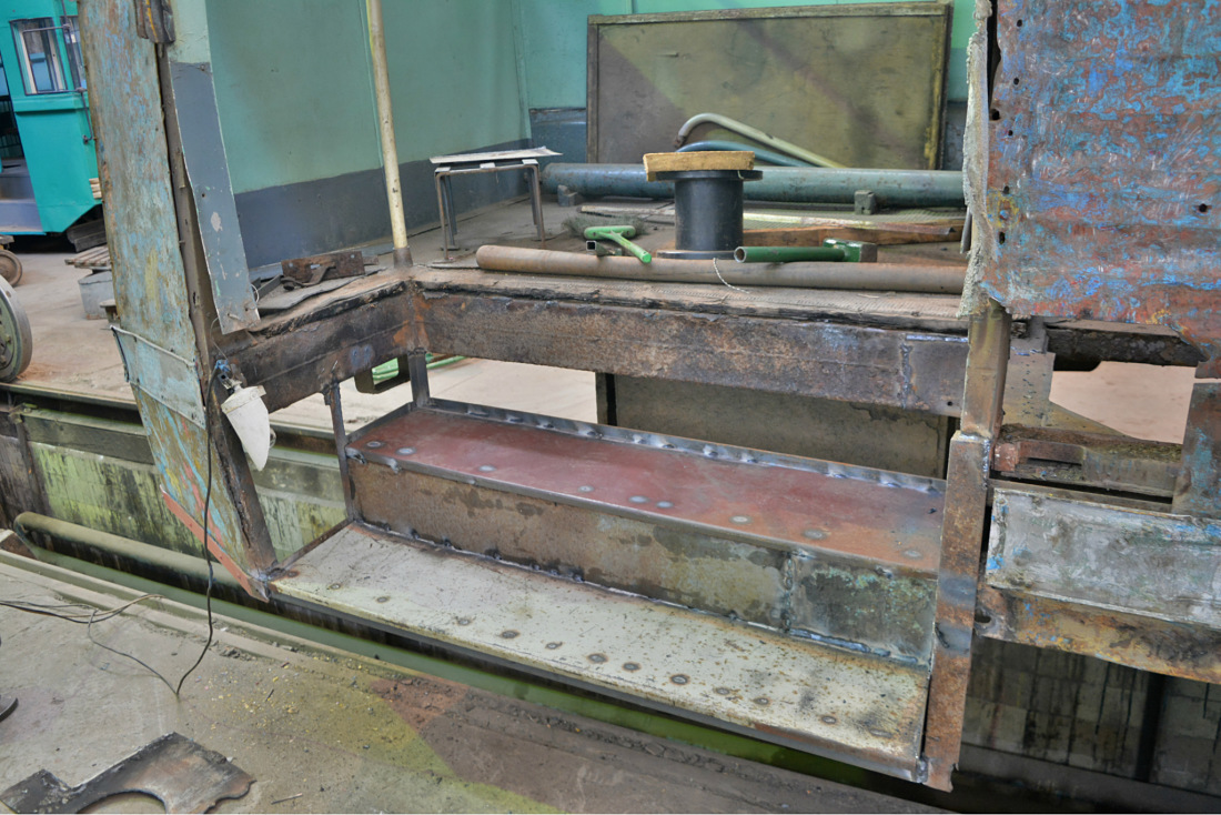 Vladivostok, 71-605 (KTM-5M3) N°. 295; Vladivostok — Trams' Maintenance and Parts Vladivostok, 71-605 (KTM-5M3) N°. 295; Vladivostok — Trams' Maintenance and Parts