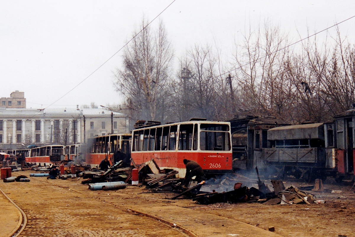Saint-Petersburg, LM-68M Br. 2606; Saint-Petersburg, GP-10 Br. 60; Saint-Petersburg — Tramway depot # 2