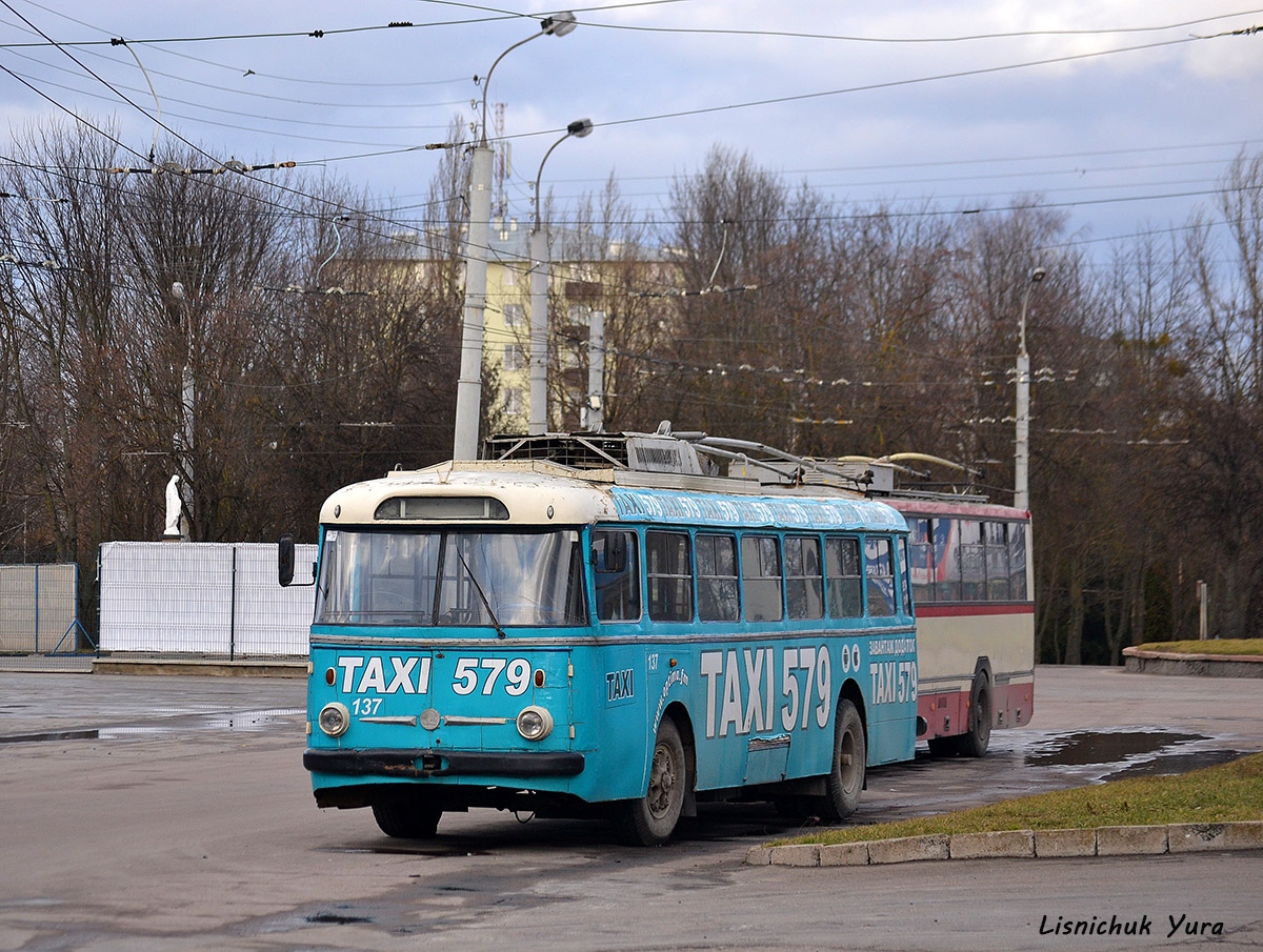 Ровно, Škoda 9TrHT28 № 137