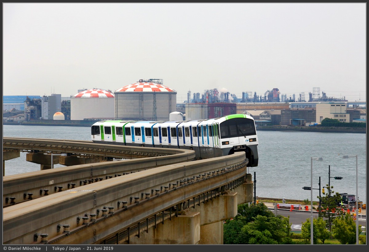 Токио, Hitachi Type 2000 № 2011F