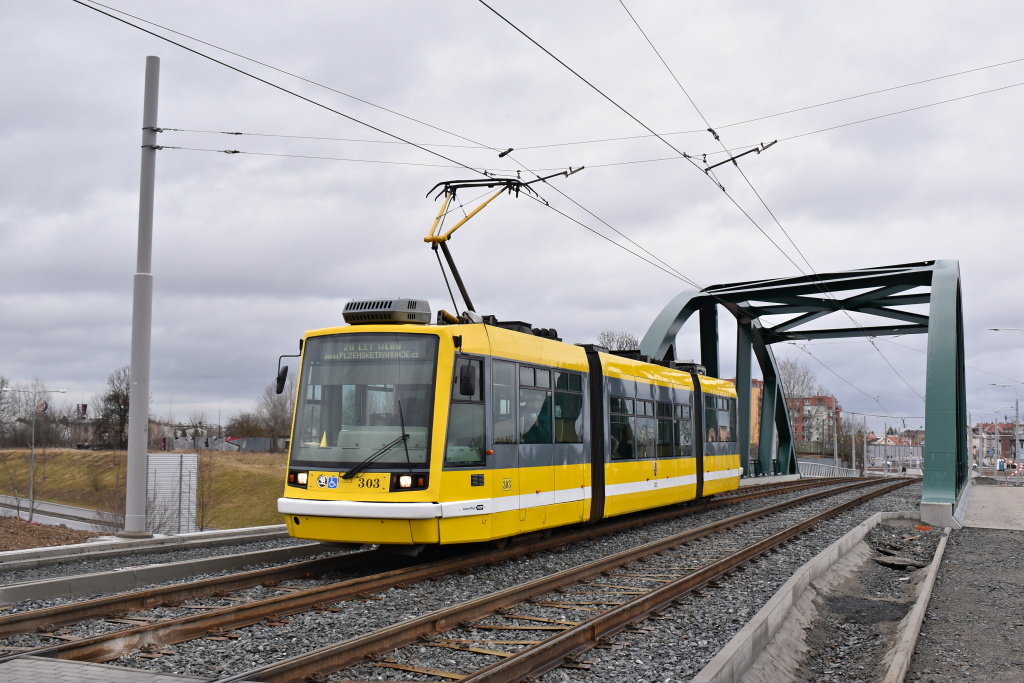 Пльзень, Škoda 03T2 Astra № 303