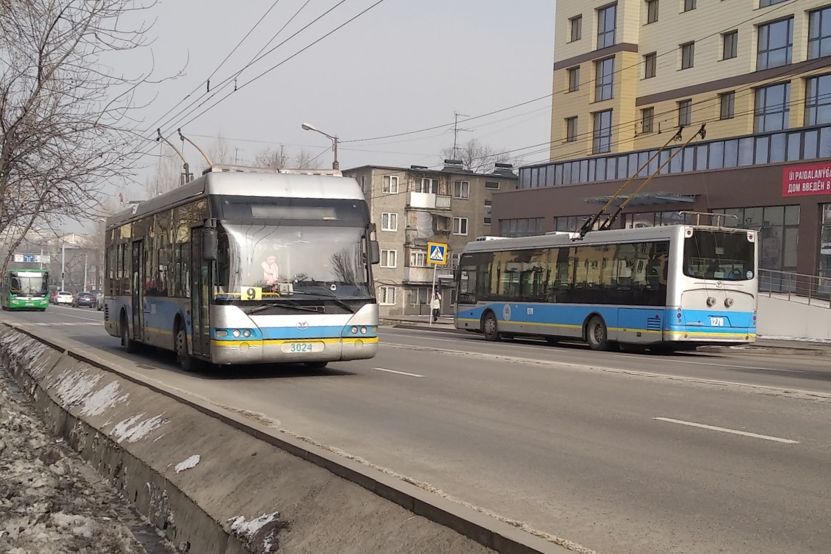 ალმათი, YoungMan JNP6120GDZ (Neoplan Kazakhstan) № 3024; ალმათი, YoungMan JNP6120GDZ (Neoplan Kazakhstan) № 1270