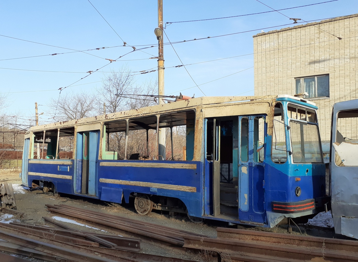 Владивосток, 71-132 (ЛМ-93) № 317; Владивосток — Трамвайное кладбище