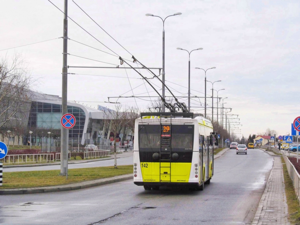 Львов, Electron T19102 № 142