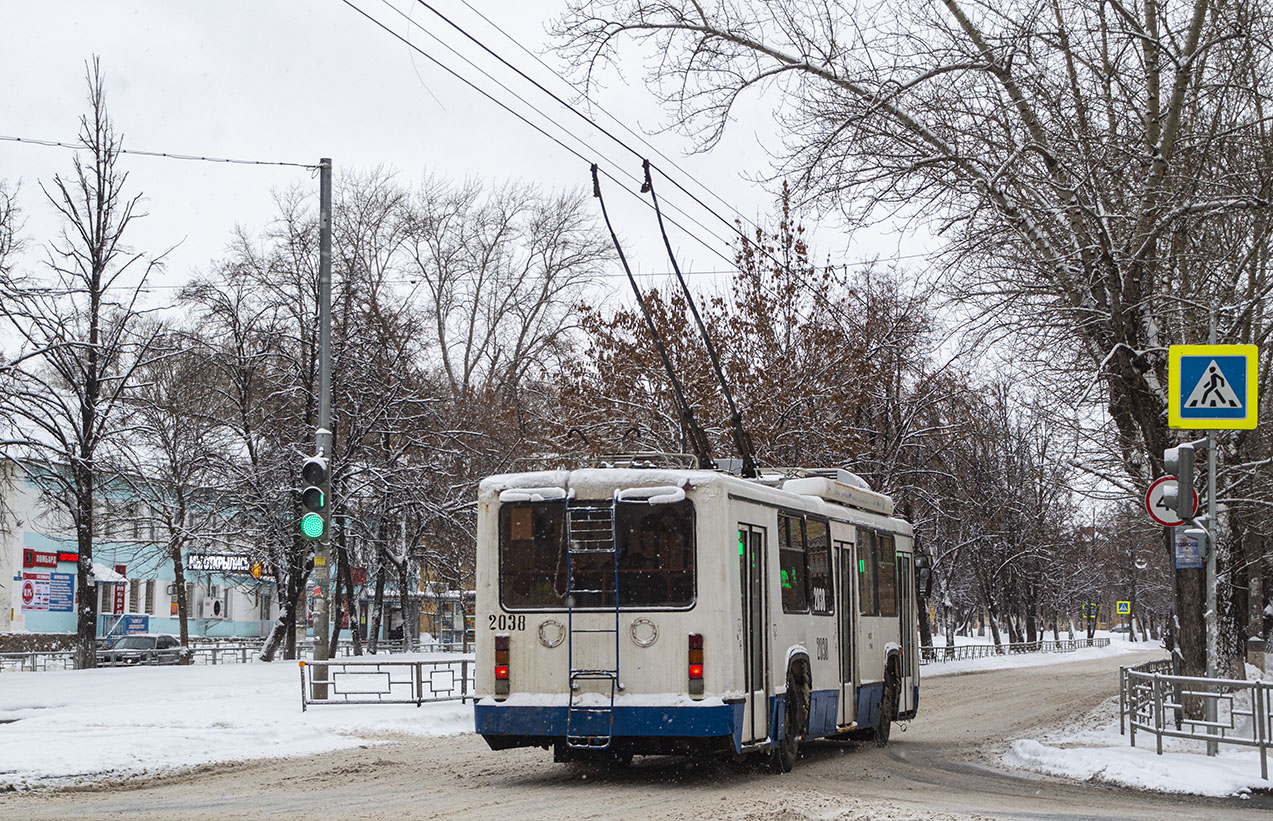 Уфа, БТЗ-52761Т № 2038